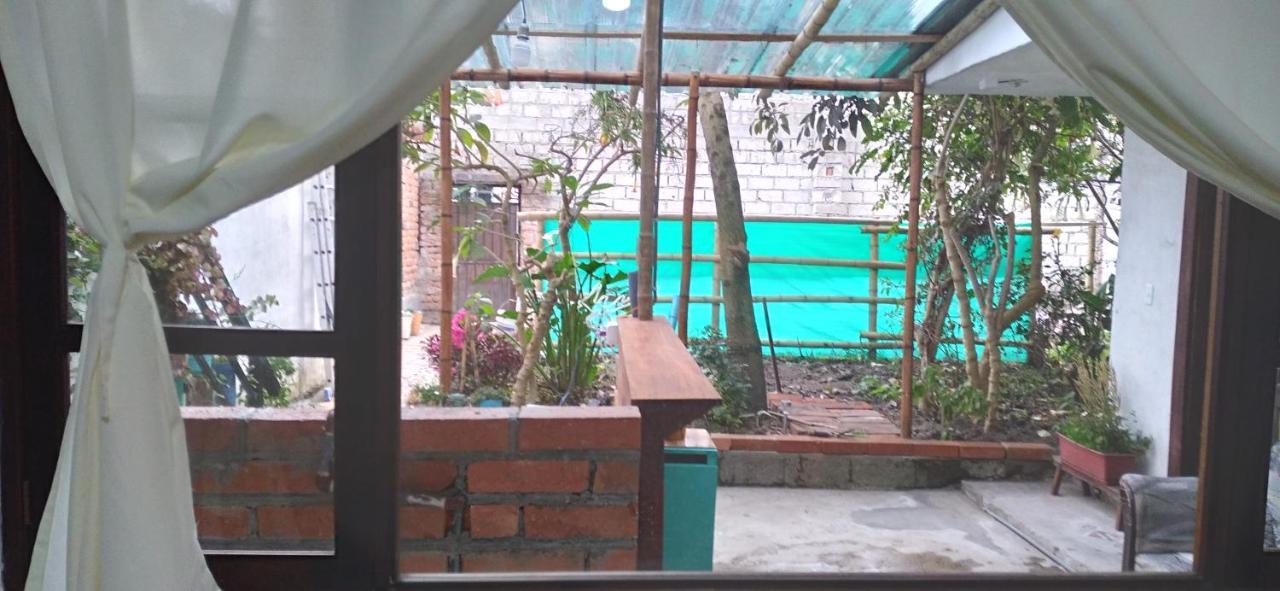 Aylluwasi Guesthouse オタバロ エクステリア 写真