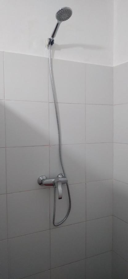 Aylluwasi Guesthouse オタバロ エクステリア 写真