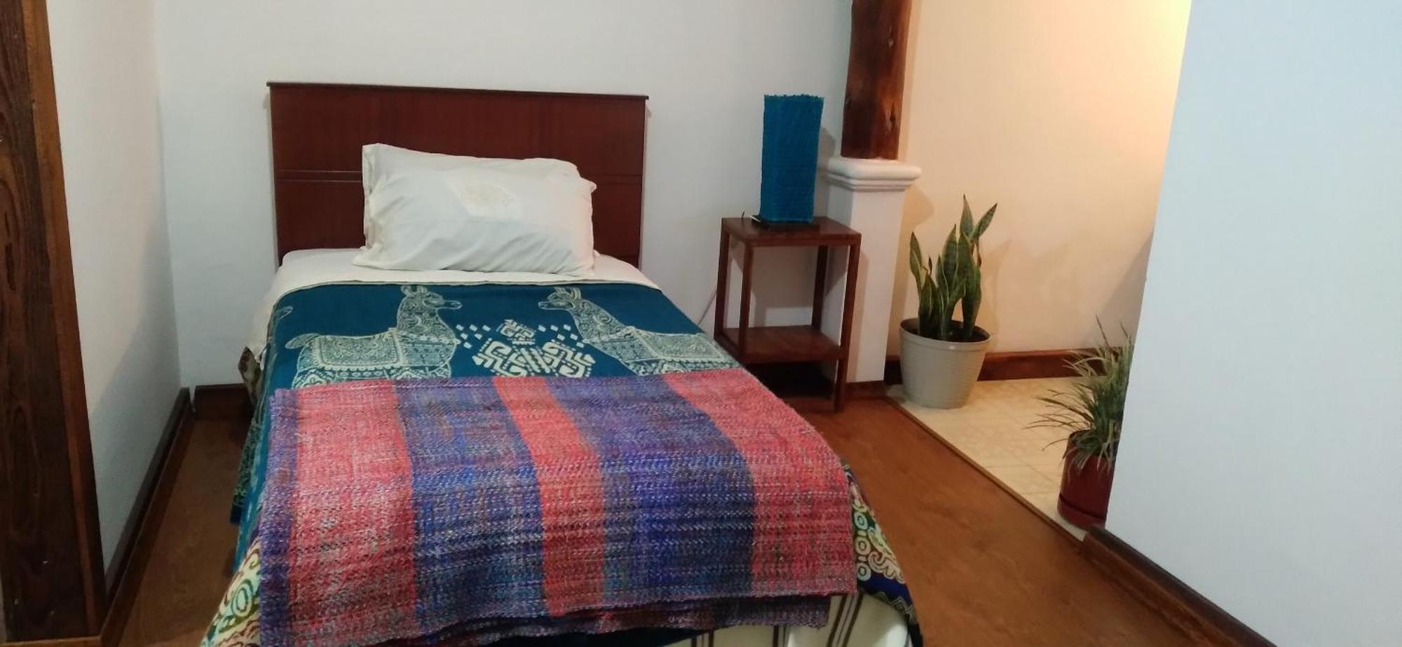 Aylluwasi Guesthouse オタバロ エクステリア 写真