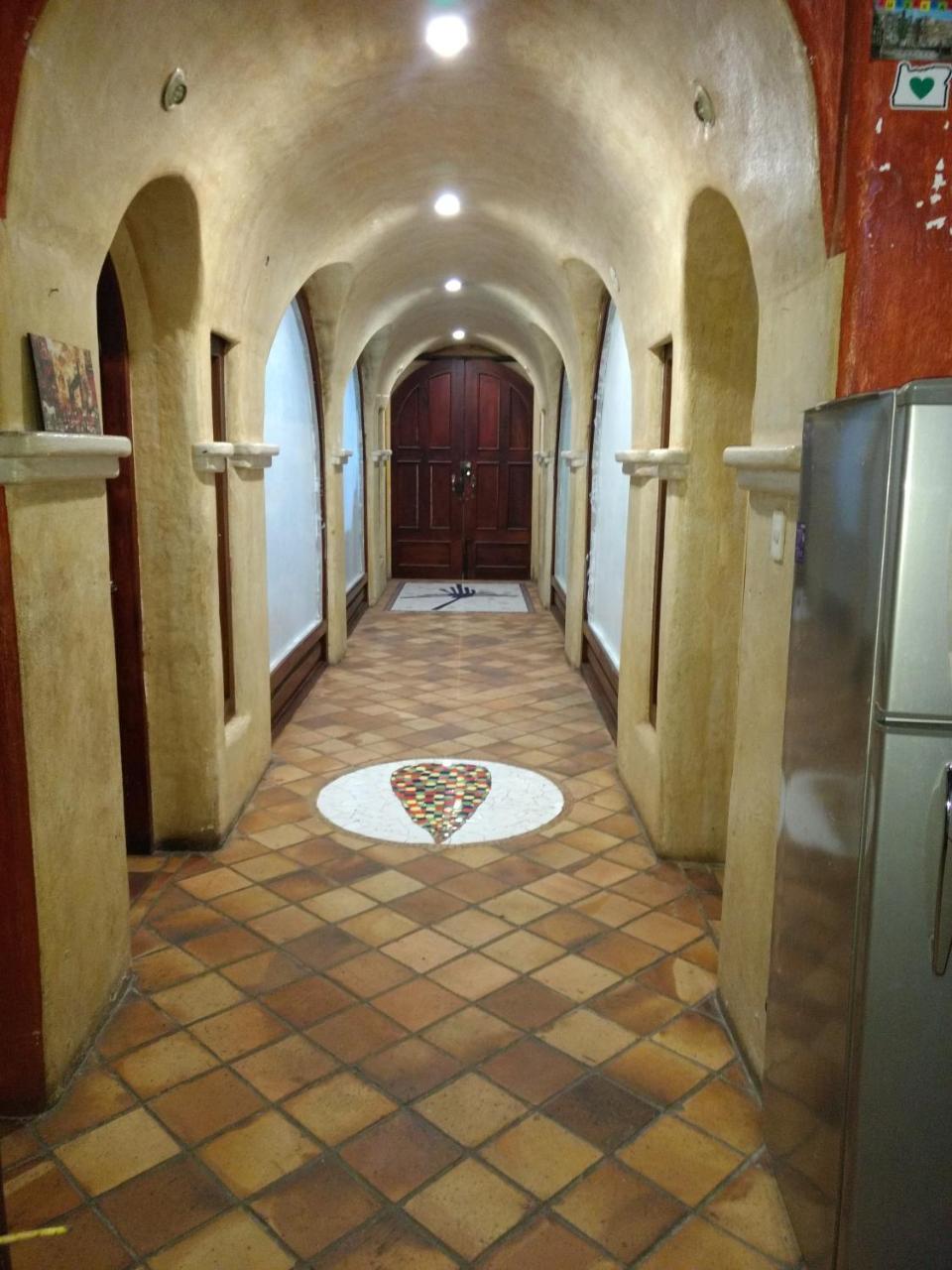 Aylluwasi Guesthouse オタバロ エクステリア 写真