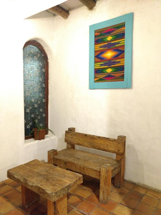 Aylluwasi Guesthouse オタバロ エクステリア 写真