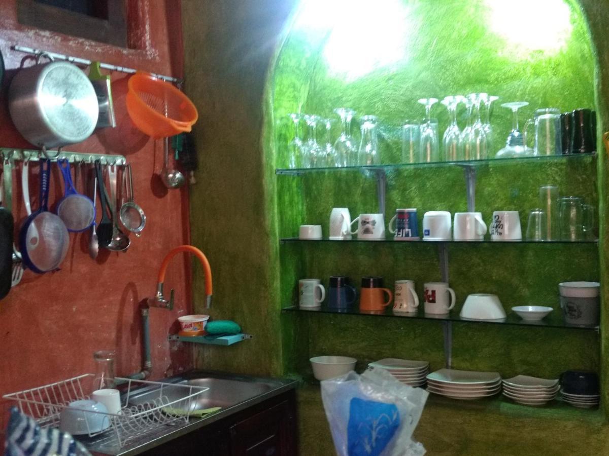 Aylluwasi Guesthouse オタバロ エクステリア 写真